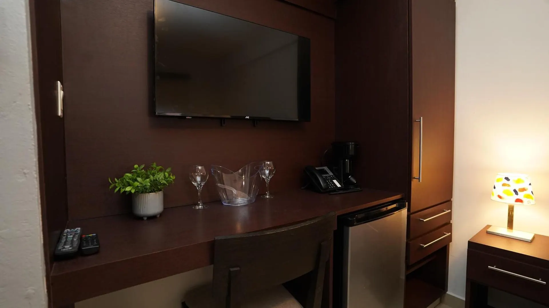 La Placita Suites Hotel-Suite 201 San Juan Porto Rico